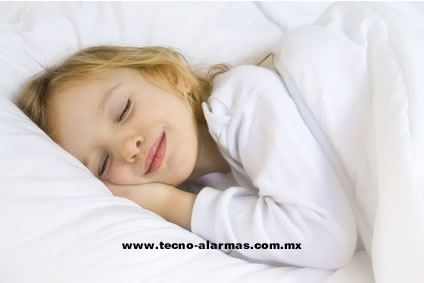 Niña Durmiendo Placidamente